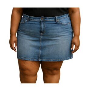 Old Navy Plus Size 26 Mini Skirt Denim Light Blue Casual Stretchy Low Waist